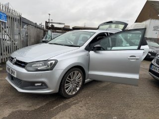 /photos/13294/0a12b0cf-aad1-4d0b-8b63-430518f2e510_i320x240.jpg